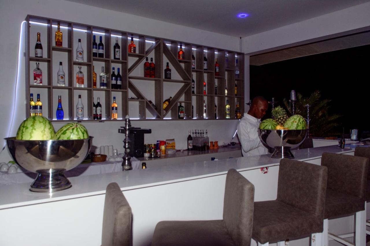 קנדווה Lazy Beach Hotel מראה חיצוני תמונה
