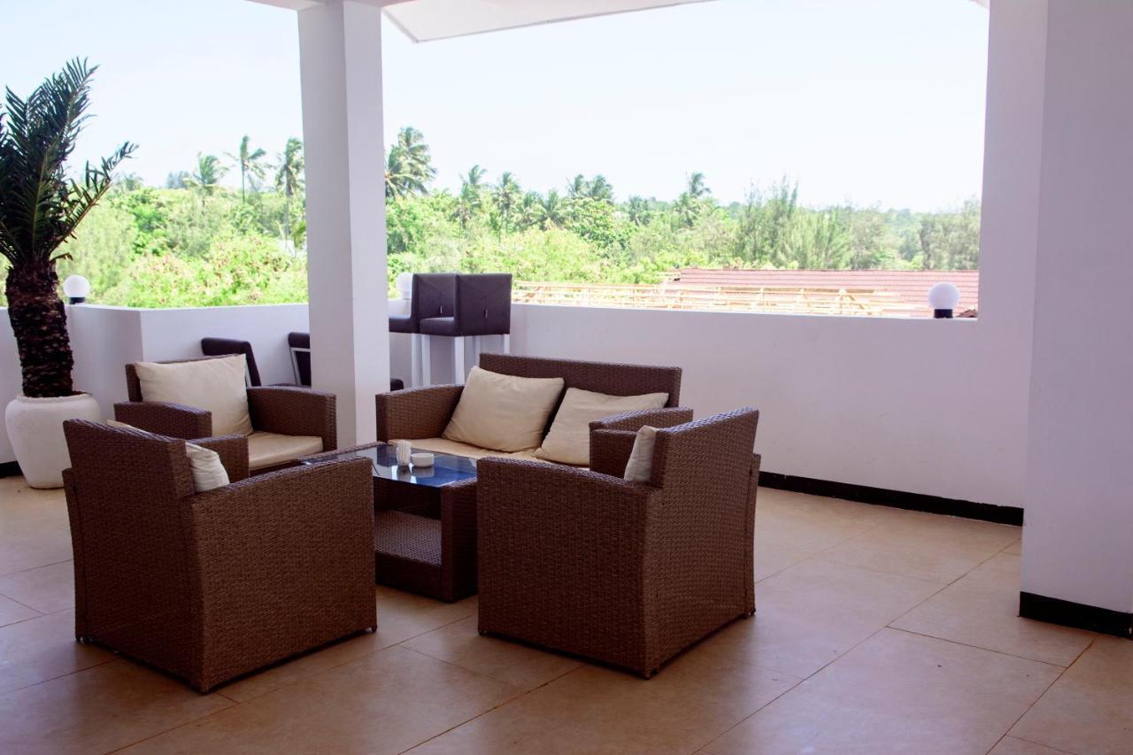 קנדווה Lazy Beach Hotel מראה חיצוני תמונה