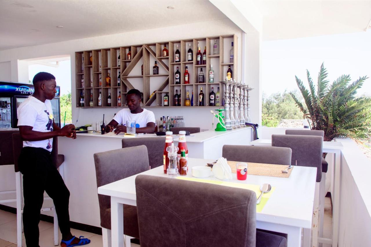 קנדווה Lazy Beach Hotel מראה חיצוני תמונה