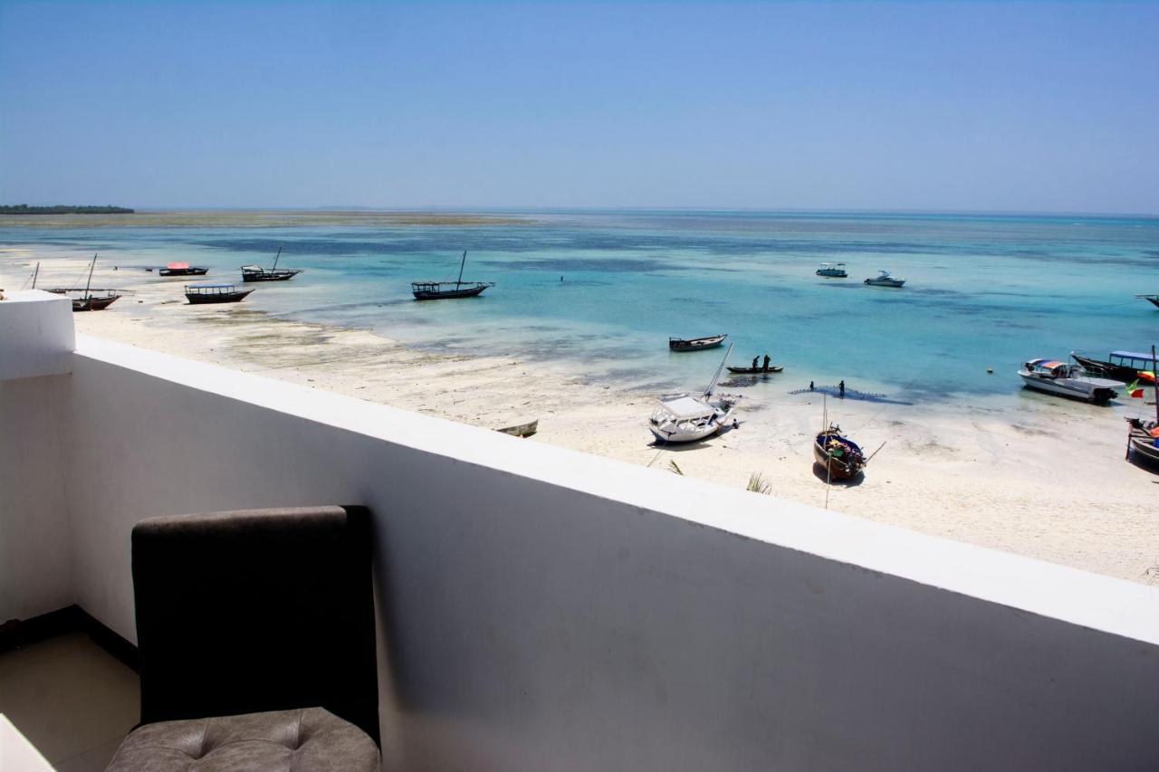 קנדווה Lazy Beach Hotel מראה חיצוני תמונה