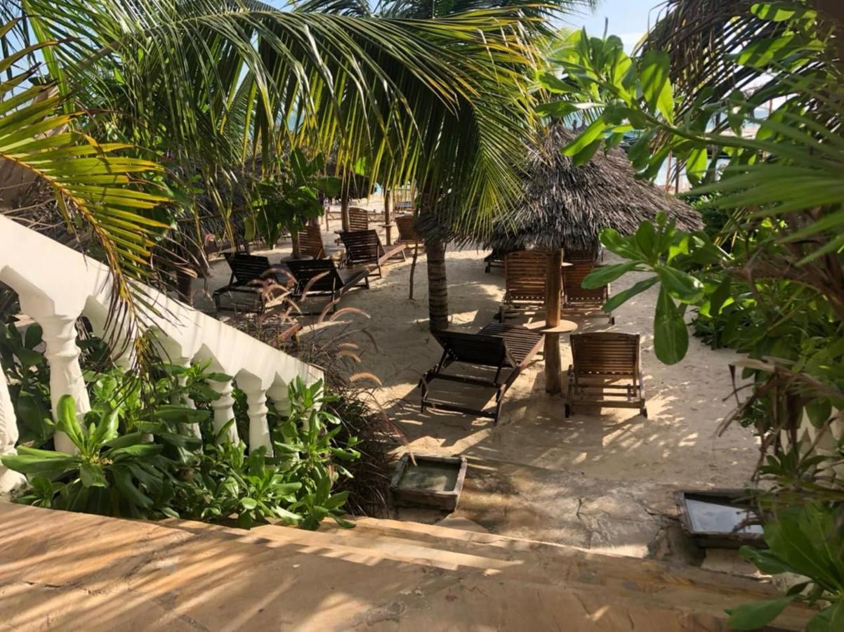 קנדווה Lazy Beach Hotel מראה חיצוני תמונה