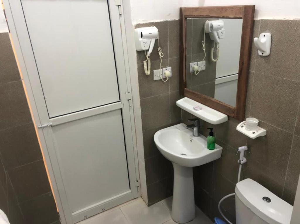 קנדווה Lazy Beach Hotel מראה חיצוני תמונה